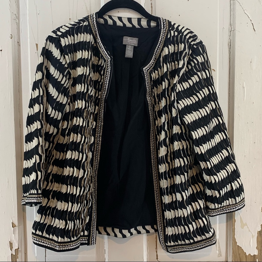 Chico’s Travelers Black White Pleated Jacket